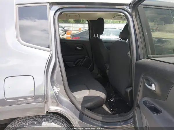 ZACNJDB10PPP17161 2023 JEEP RENEGADE - Image 8