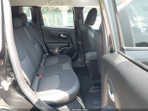 ZACNJDB10PPP36728 2023 JEEP RENEGADE - Image 8
