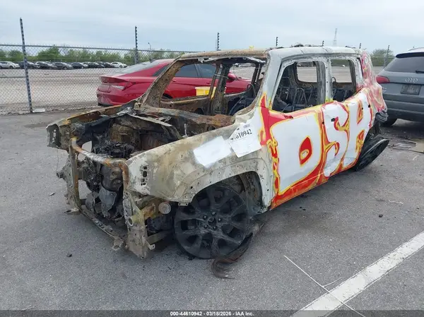 ZACNJDB10PPP56154 2023 JEEP RENEGADE - Image 2