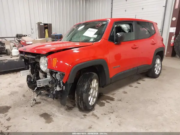 ZACNJDB10PPP58616 2023 JEEP RENEGADE - Image 2