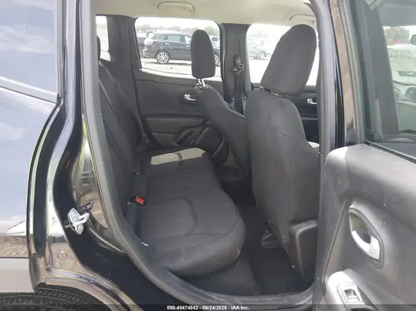 ZACNJDB10PPP62004 2023 JEEP RENEGADE - Image 8