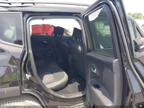 ZACNJDB10PPP71320 2023 JEEP RENEGADE - Image 8