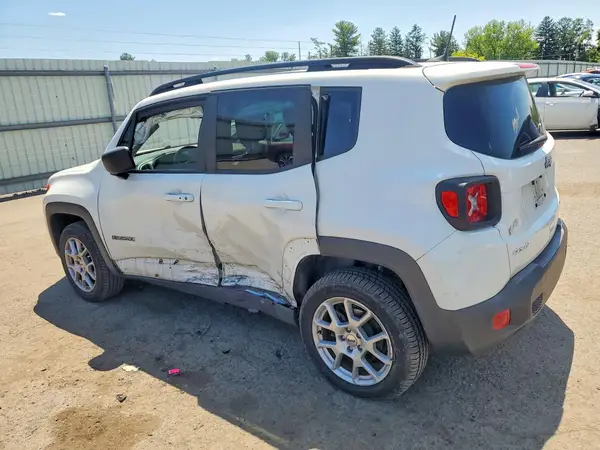 ZACNJDB11NPN62536 2022 JEEP RENEGADE - Image 2