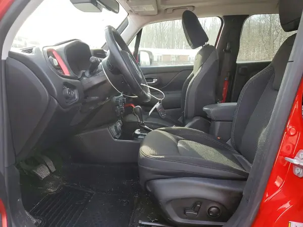 ZACNJDB11NPN71673 2022 JEEP RENEGADE - Image 8