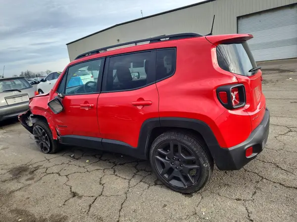 ZACNJDB11NPN89218 2022 JEEP RENEGADE - Image 2