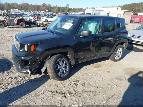 ZACNJDB11PPP29836 2023 JEEP RENEGADE - Image 2