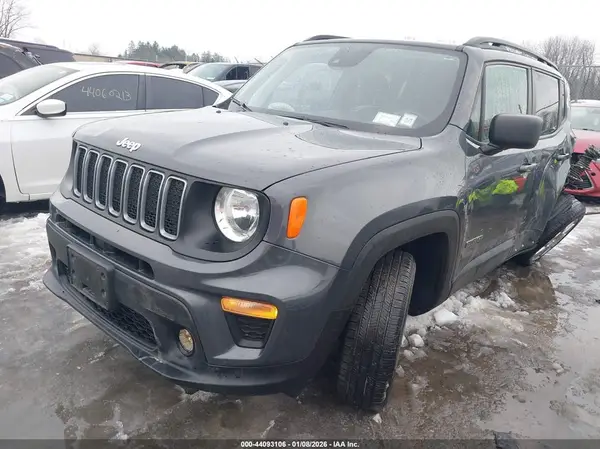 ZACNJDB11PPP31666 2023 JEEP RENEGADE - Image 2