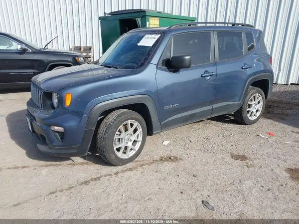 ZACNJDB11PPP32557 2023 JEEP RENEGADE - Image 2