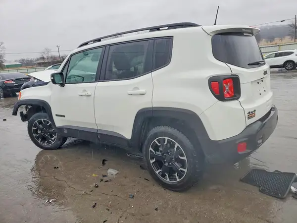 ZACNJDB11PPP41520 2023 JEEP RENEGADE - Image 2