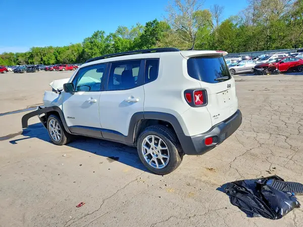 ZACNJDB11PPP41713 2023 JEEP RENEGADE - Image 2