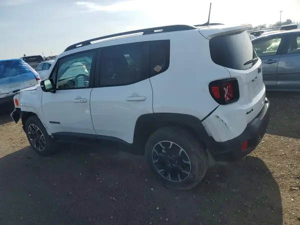 ZACNJDB11PPP44174 2023 JEEP RENEGADE - Image 2