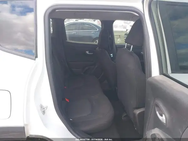 ZACNJDB11PPP58088 2023 JEEP RENEGADE - Image 8