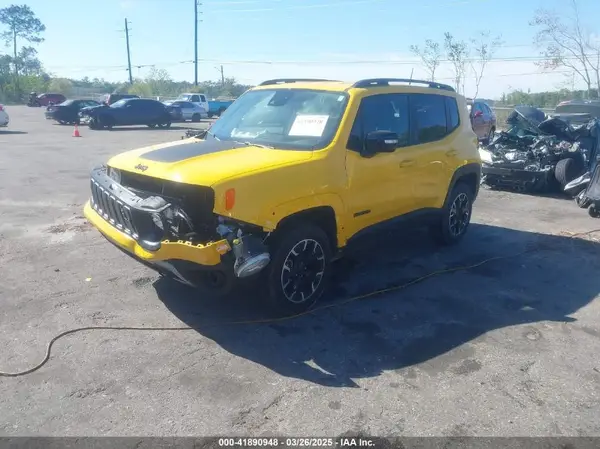 ZACNJDB11PPP58351 2023 JEEP RENEGADE - Image 2