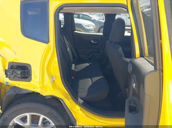 ZACNJDB11PPP62206 2023 JEEP RENEGADE - Image 8