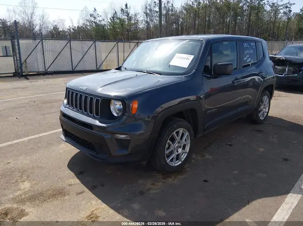 ZACNJDB11PPP70676 2023 JEEP RENEGADE - Image 2