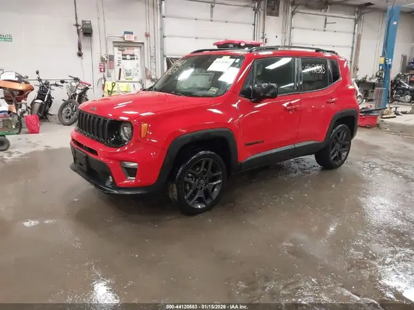 ZACNJDB12MPM92088 2021 JEEP RENEGADE - Image 2