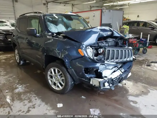 ZACNJDB12NPN90071 2022 JEEP RENEGADE - Image 1