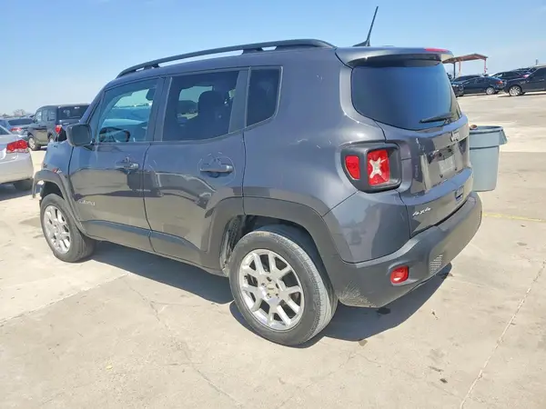 ZACNJDB12NPN98350 2022 JEEP RENEGADE - Image 2