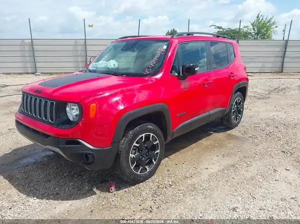 ZACNJDB12PPP69729 2023 JEEP RENEGADE - Image 2