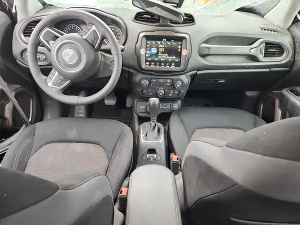 ZACNJDB12PPP69942 2023 JEEP RENEGADE - Image 8