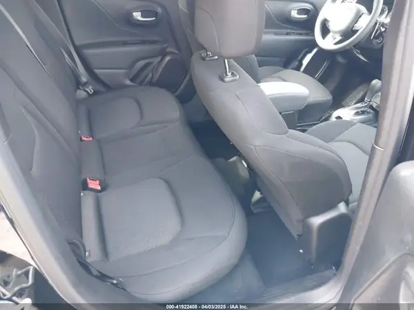ZACNJDB12PPP72694 2023 JEEP RENEGADE - Image 8