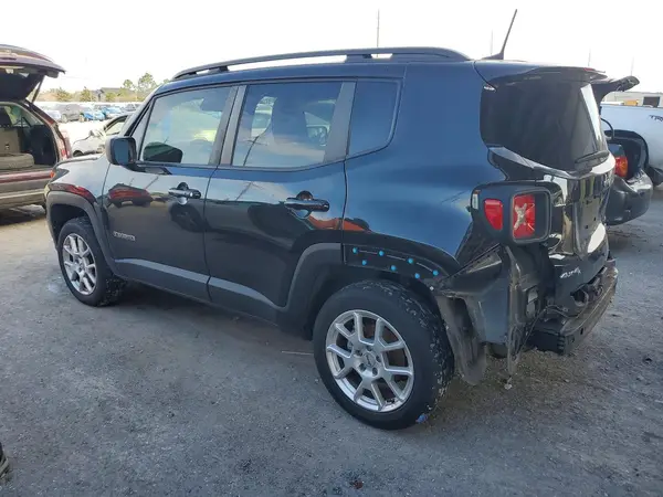 ZACNJDB13NPN51893 2022 JEEP RENEGADE - Image 2