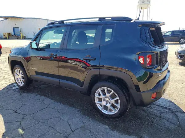 ZACNJDB13NPN59086 2022 JEEP RENEGADE - Image 2