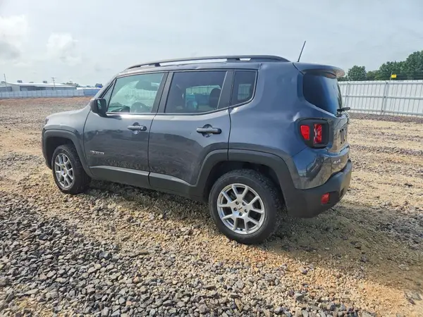 ZACNJDB13NPN70542 2022 JEEP RENEGADE - Image 2