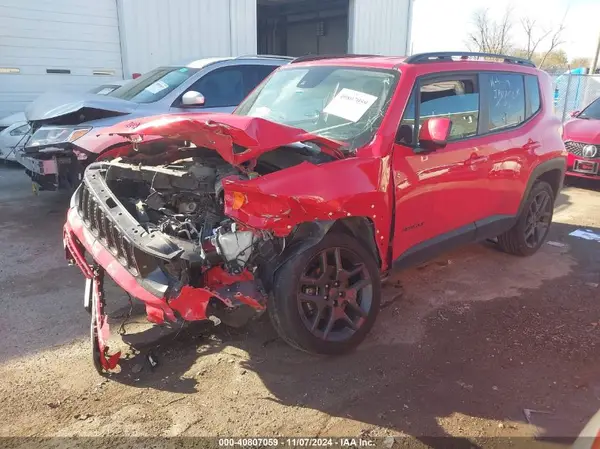 ZACNJDB13NPN82142 2022 JEEP RENEGADE - Image 2