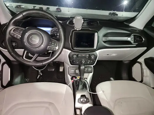 ZACNJDB13NPN83338 2022 JEEP RENEGADE - Image 8