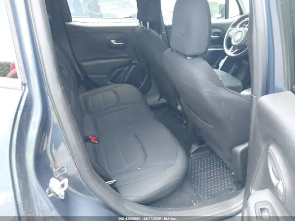 ZACNJDB13NPN96980 2022 JEEP RENEGADE - Image 8