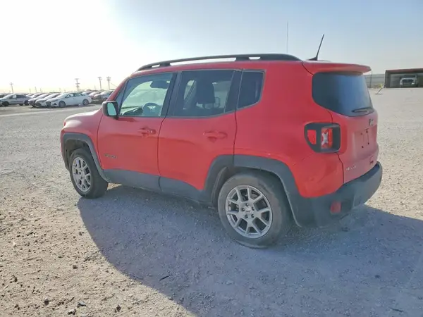 ZACNJDB13NPN98843 2022 JEEP RENEGADE - Image 2