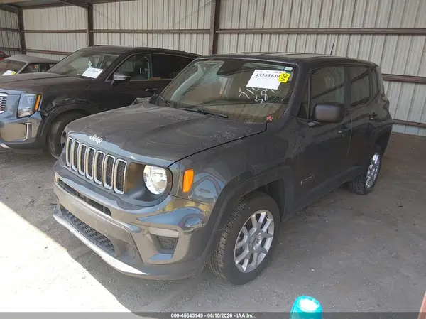 ZACNJDB13PPP16165 2023 JEEP RENEGADE - Image 2