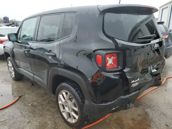 ZACNJDB13PPP16442 2023 JEEP RENEGADE - Image 2