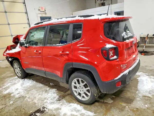 ZACNJDB13PPP16800 2023 JEEP RENEGADE - Image 2
