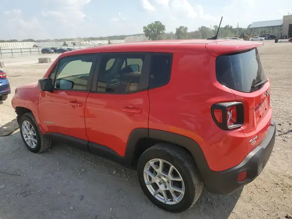 ZACNJDB13PPP23391 2023 JEEP RENEGADE - Image 2