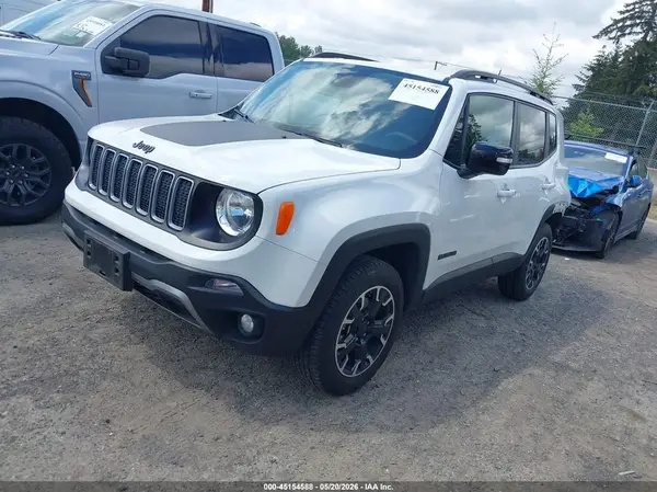 ZACNJDB13PPP35752 2023 JEEP RENEGADE - Image 2