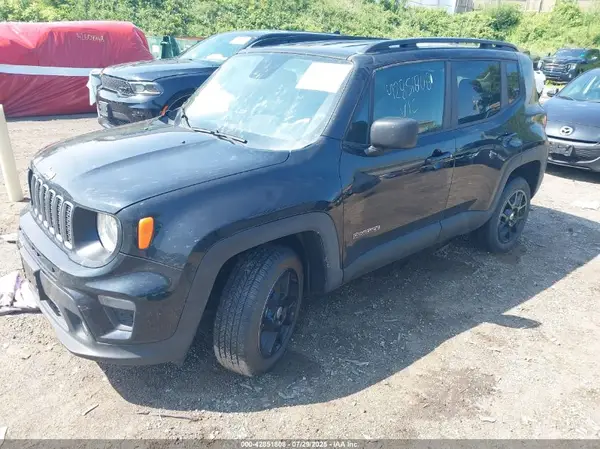 ZACNJDB13PPP39235 2023 JEEP RENEGADE - Image 2