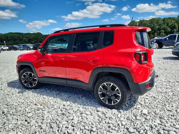 ZACNJDB13PPP45133 2023 JEEP RENEGADE - Image 2