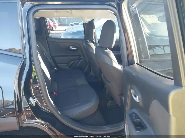 ZACNJDB13PPP54866 2023 JEEP RENEGADE - Image 8