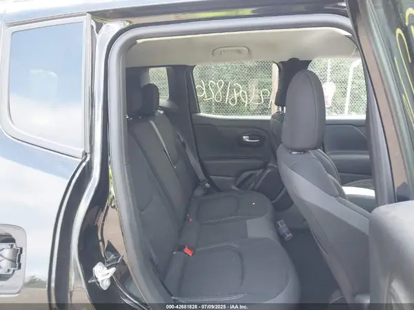 ZACNJDB13PPP57203 2023 JEEP RENEGADE - Image 8