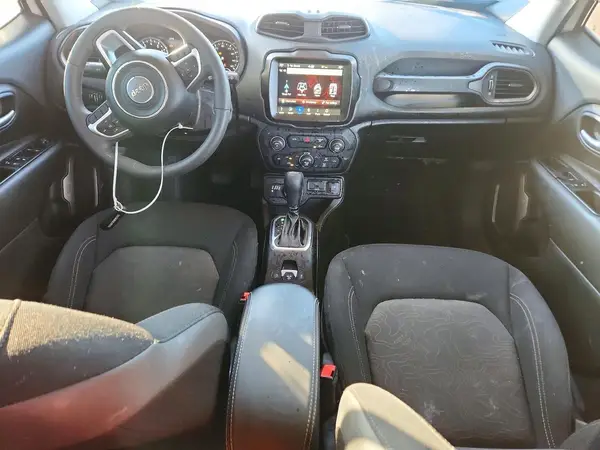 ZACNJDB13PPP60926 2023 JEEP RENEGADE - Image 8