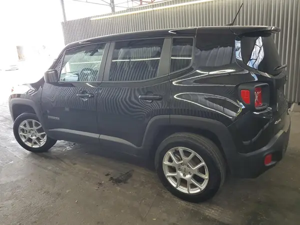 ZACNJDB13PPP72980 2023 JEEP RENEGADE - Image 2