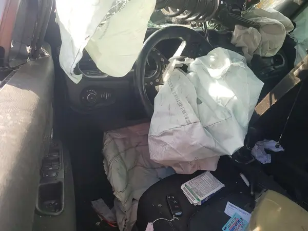 ZACNJDB14MPM73252 2021 JEEP RENEGADE - Image 8