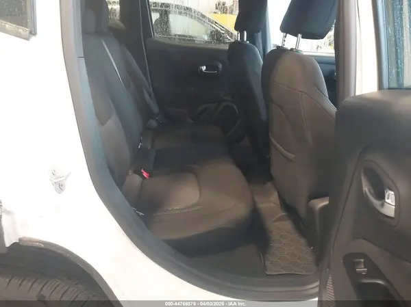 ZACNJDB14MPM74255 2021 JEEP RENEGADE - Image 8