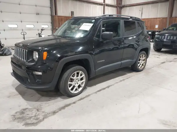 ZACNJDB14NPN62790 2022 JEEP RENEGADE - Image 2