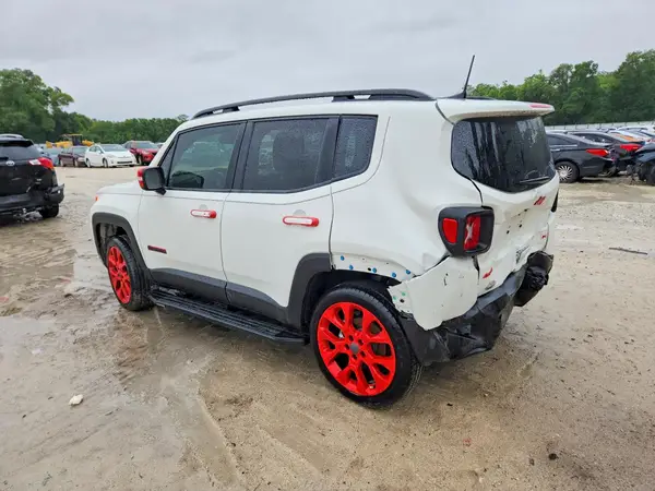 ZACNJDB14PPP36991 2023 JEEP RENEGADE - Image 2
