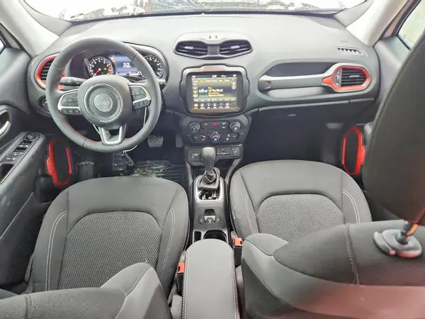 ZACNJDB14PPP36991 2023 JEEP RENEGADE - Image 8