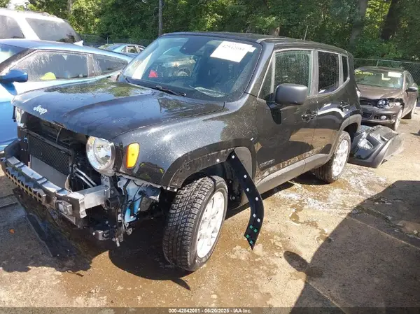 ZACNJDB14PPP41186 2023 JEEP RENEGADE - Image 2