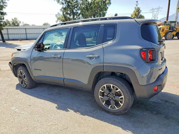 ZACNJDB14PPP44542 2023 JEEP RENEGADE - Image 2